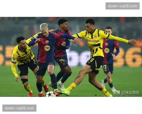 欧冠主题TIFO覆盖南看台,多特蒙德主场静候老对手巴萨 欧冠主题TIFO覆盖南看台,多特蒙德主场静候老对手巴萨